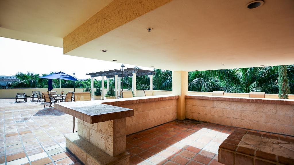 Pelicanstay In Coral Gables Miami Bagian luar foto