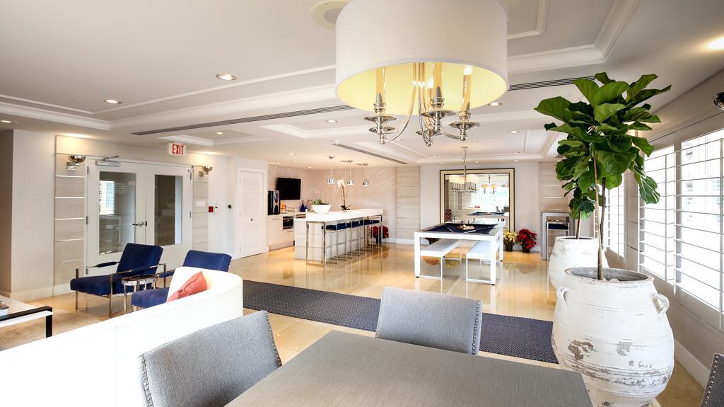 Pelicanstay In Coral Gables Miami Bagian luar foto