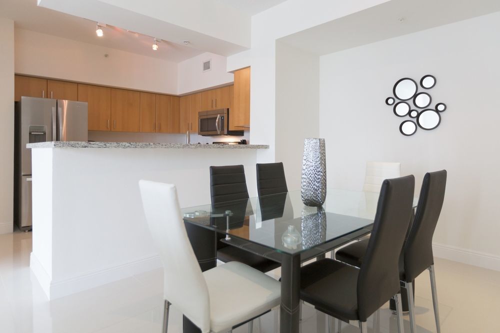 Pelicanstay In Coral Gables Miami Bagian luar foto