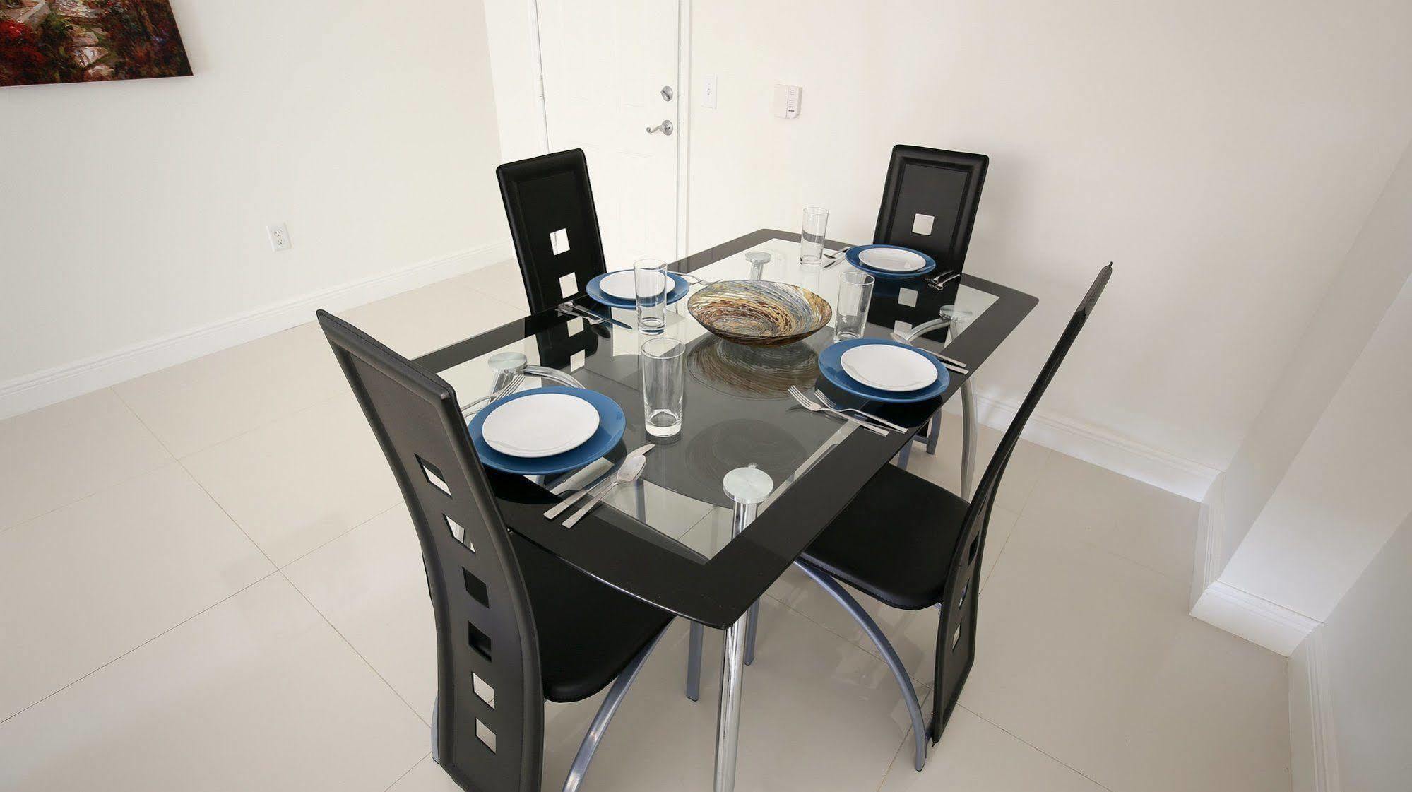 Pelicanstay In Coral Gables Miami Bagian luar foto