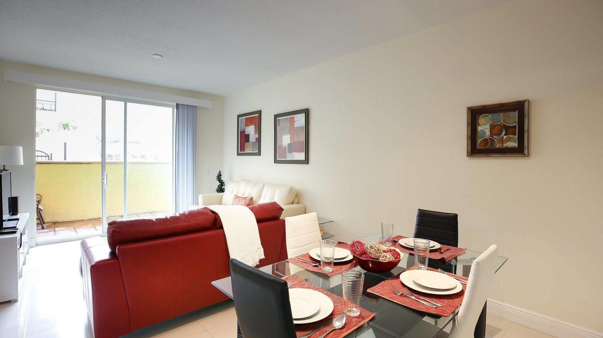 Pelicanstay In Coral Gables Miami Bagian luar foto