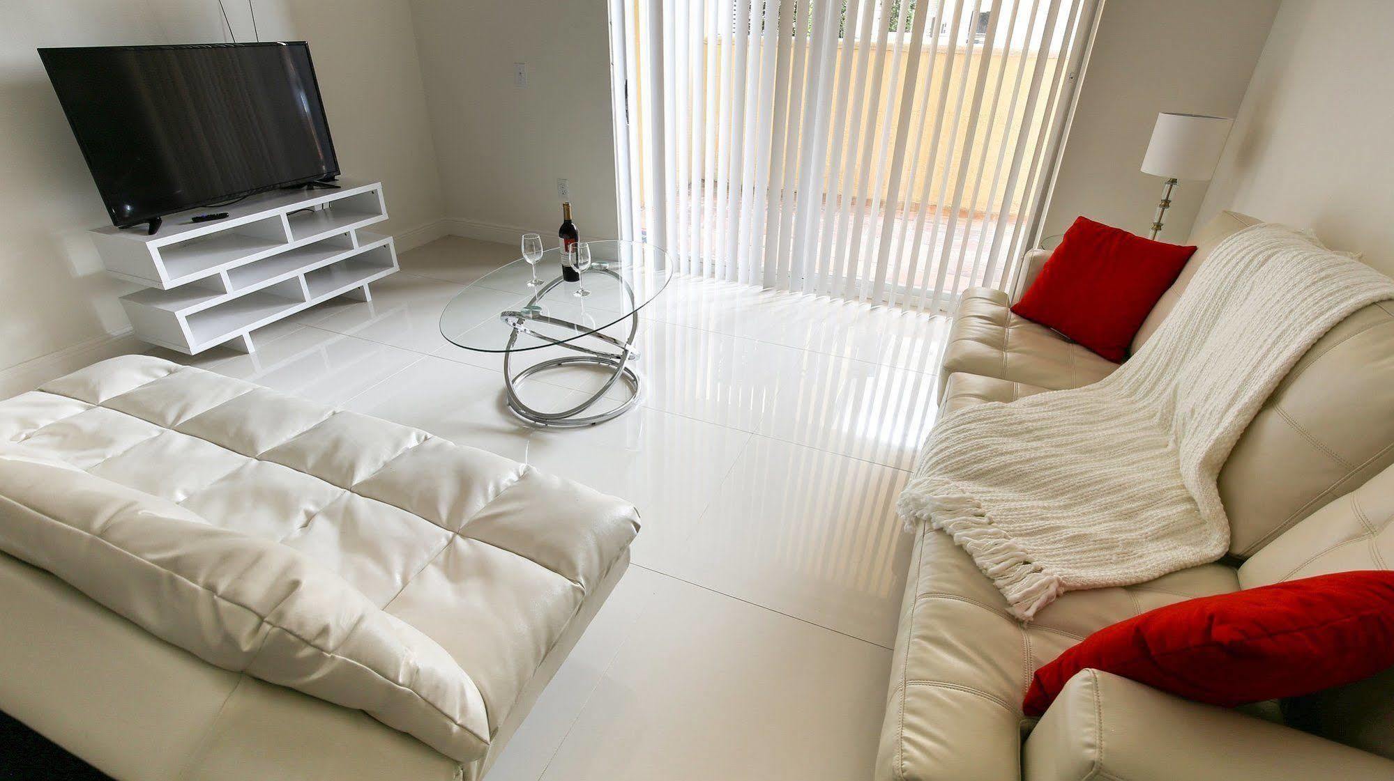 Pelicanstay In Coral Gables Miami Bagian luar foto
