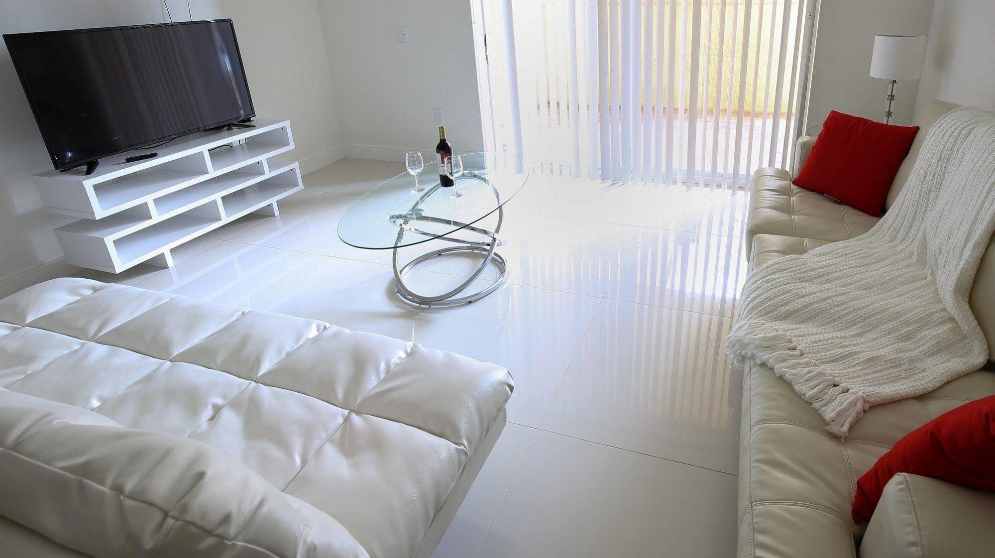 Pelicanstay In Coral Gables Miami Bagian luar foto